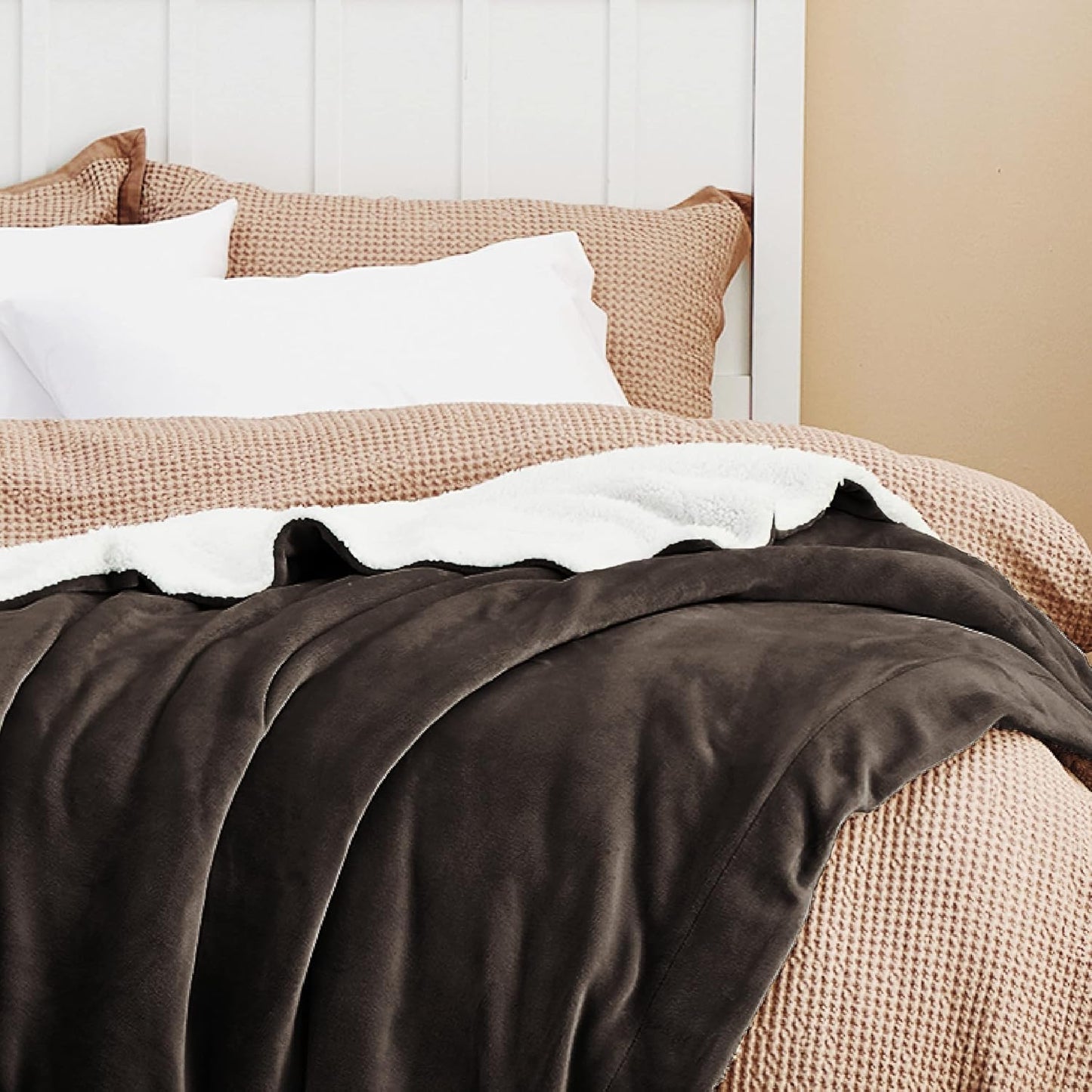 Goyal’s Ultra Soft Flannel Sherpa Blanket for Winter | Single Bed Reversible Plush Blanket 55 x 90 Inches | Thick, Warm & Cozy Dual Layer Microfibre Throw | Fade & Wrinkle Resistant - Choco Brown