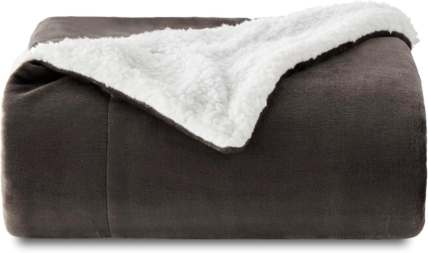 Goyal’s Ultra Soft Flannel Sherpa Blanket for Winter | Single Bed Reversible Plush Blanket 55 x 90 Inches | Thick, Warm & Cozy Dual Layer Microfibre Throw | Fade & Wrinkle Resistant - Choco Brown
